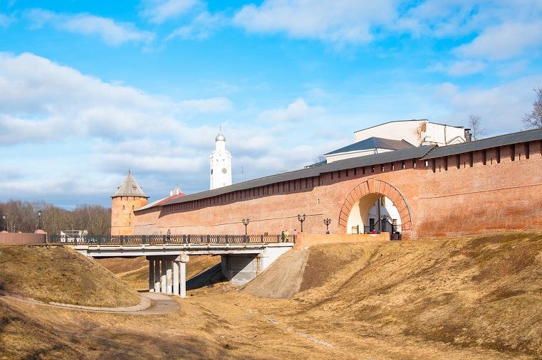 День заботы о памятниках истории и культуры пройдет в России